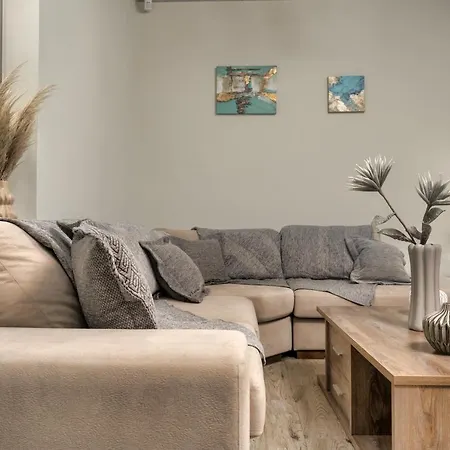 Little Gem アパート